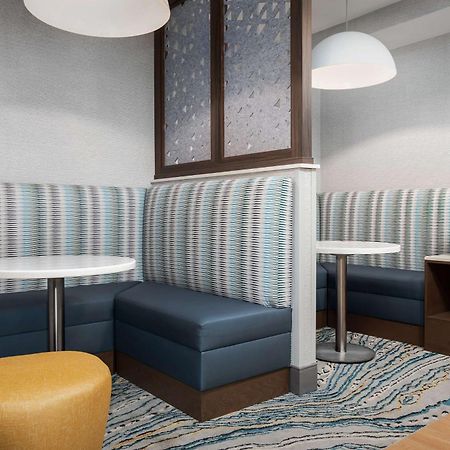 Hampton Inn & Suites Atlanta-Six Flags Лития-Спрингс Экстерьер фото