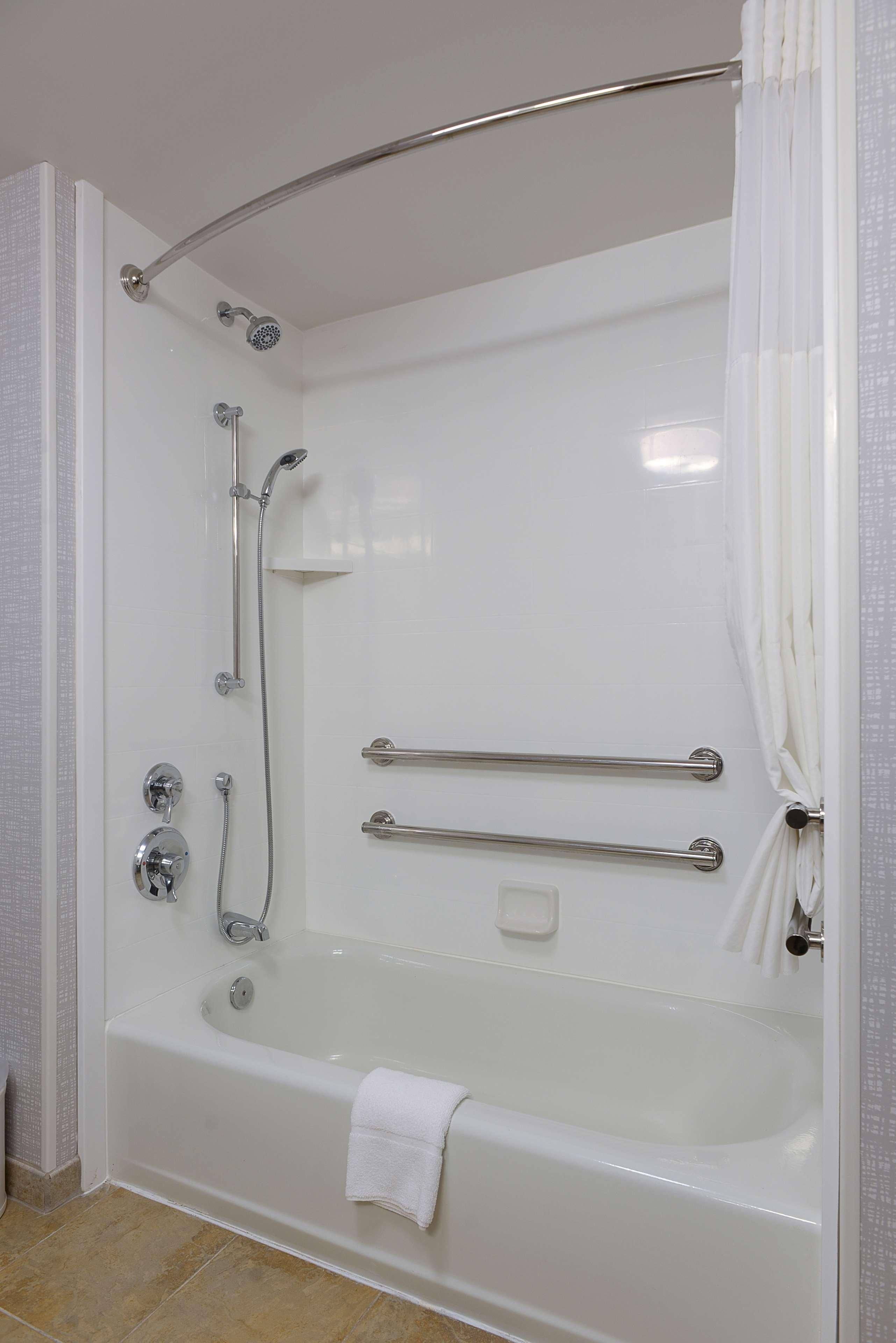 Hampton Inn & Suites Atlanta-Six Flags Лития-Спрингс Экстерьер фото