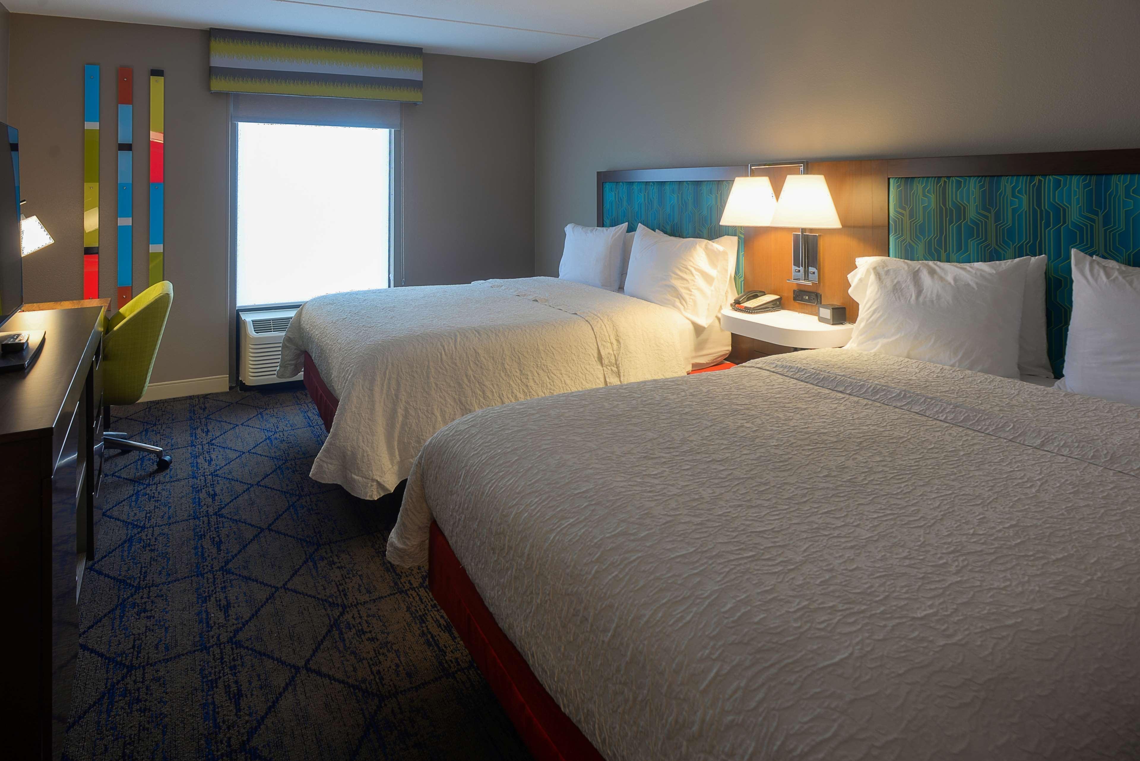 Hampton Inn & Suites Atlanta-Six Flags Лития-Спрингс Экстерьер фото
