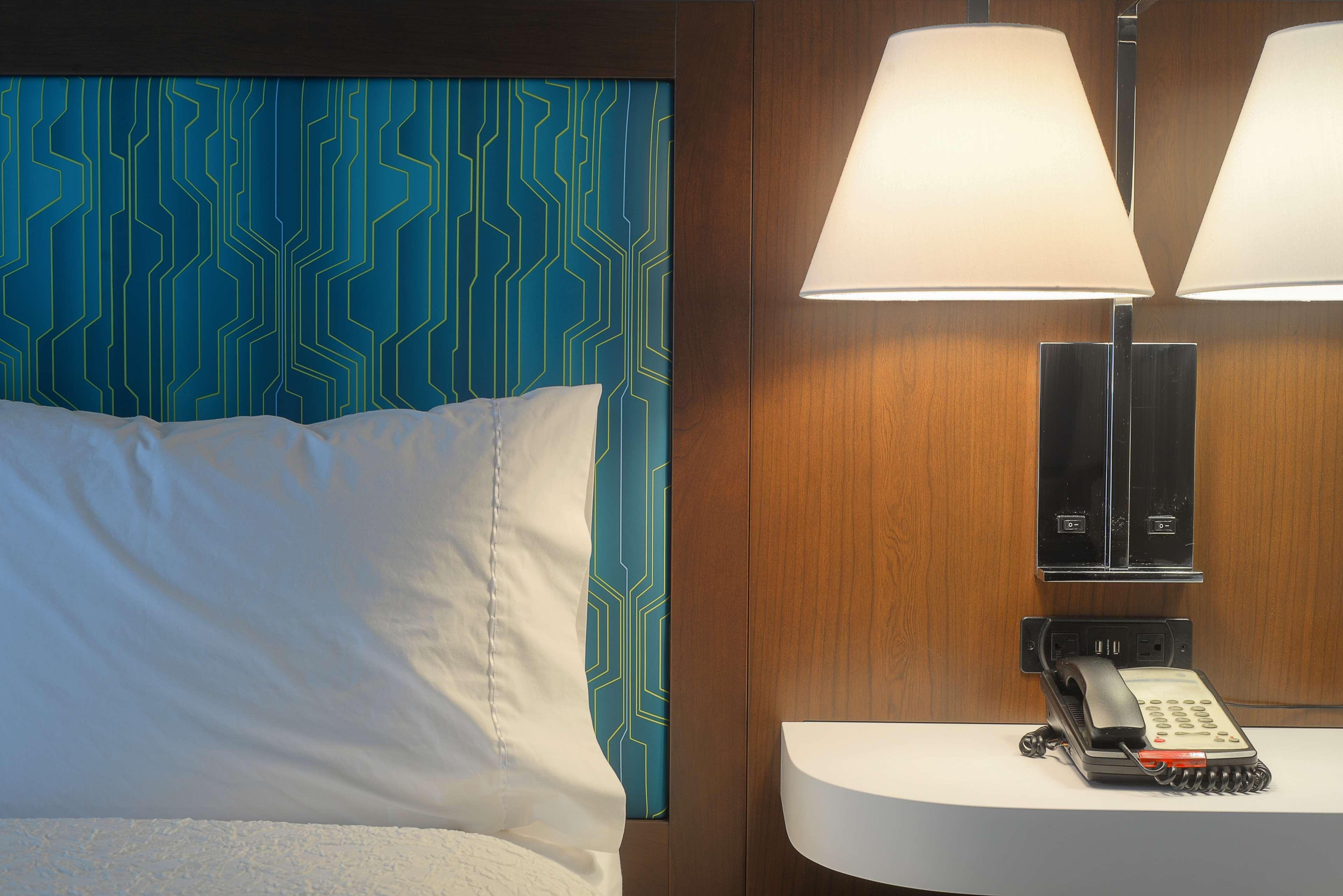 Hampton Inn & Suites Atlanta-Six Flags Лития-Спрингс Экстерьер фото