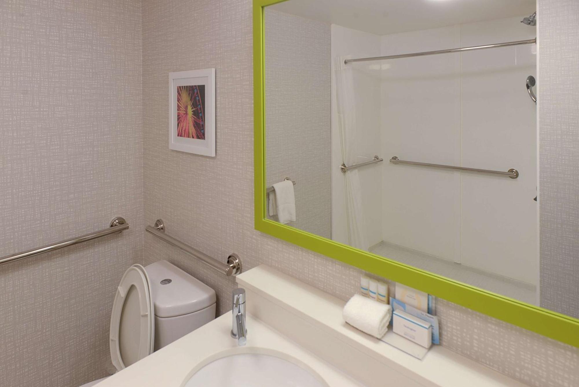 Hampton Inn & Suites Atlanta-Six Flags Лития-Спрингс Экстерьер фото
