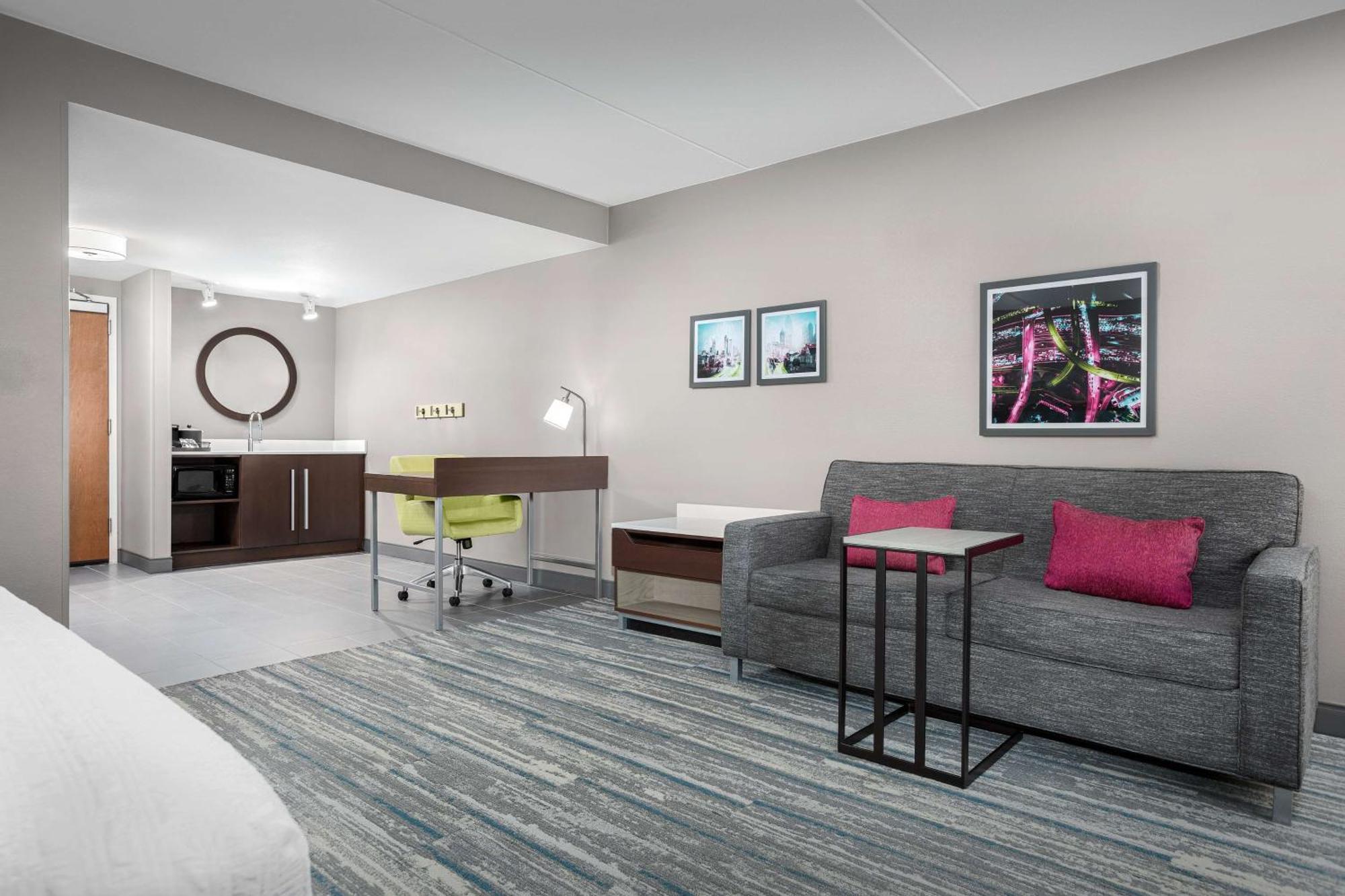 Hampton Inn & Suites Atlanta-Six Flags Лития-Спрингс Экстерьер фото