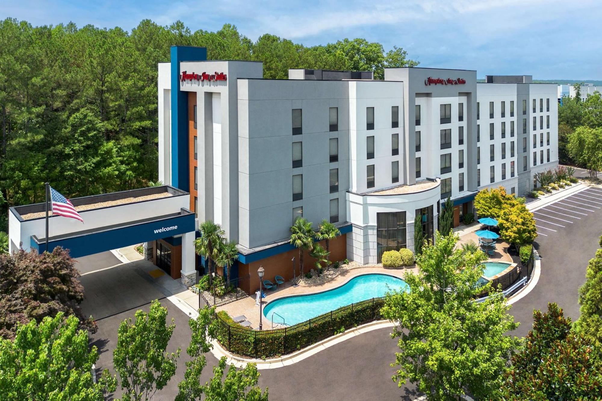 Hampton Inn & Suites Atlanta-Six Flags Лития-Спрингс Экстерьер фото