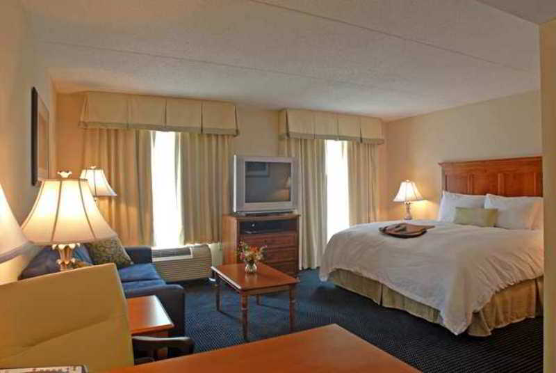 Hampton Inn & Suites Atlanta-Six Flags Лития-Спрингс Экстерьер фото